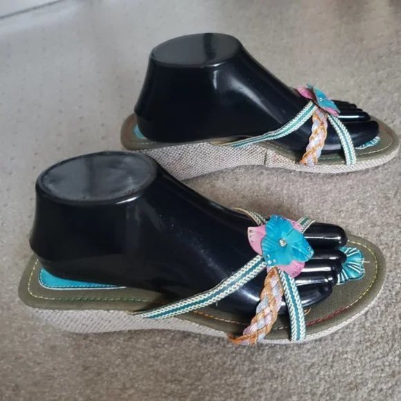 Passions Green Sandals and Passions Blue Sandals sz 9 - Picture 13 of 15